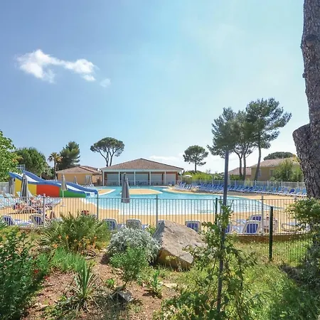 Two-bedroom Holiday In 펜션 *